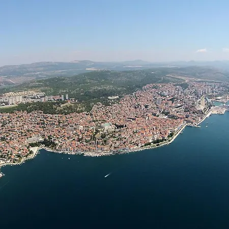 Apartment With Parking Spaces - 14392